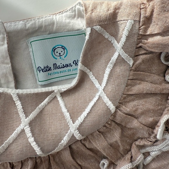 Petite Maison Ashlyn Linen Top and Shorts Set 2T - Picture 5 of 11